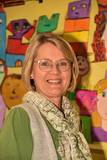 Frau Nabbefeld-Johannknecht